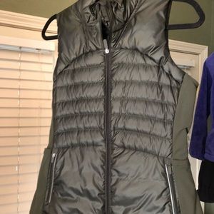 Lululemon olive green/grey vest size 8